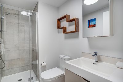 Furnished 2 Bedroom Apartment in Montreal