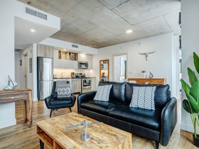 Furnished Serviced 2 Bedroom Apartment in Montreal