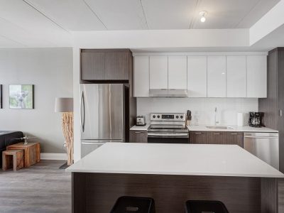 1 Bedroom Corporate Housing in Laval’s Saint-Martin District