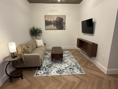 Corporate Apartment 5 Minutes from YUL Montréal Airport