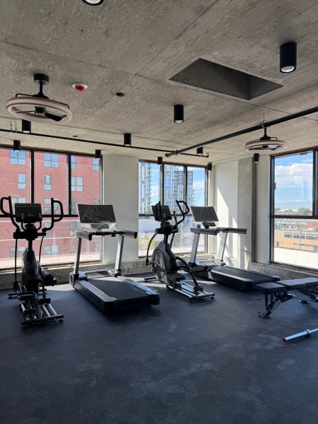 Corporate Apartment 5 Minutes from YUL Montréal Airport