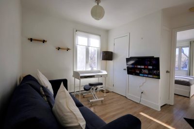 Bright & Cozy 1-BR Apartment in Montreal Metro - 40 to 60% disount for monthly stays
