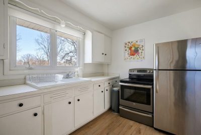 Bright & Cozy 1-BR Apartment in Montreal Metro - 40 to 60% disount for monthly stays